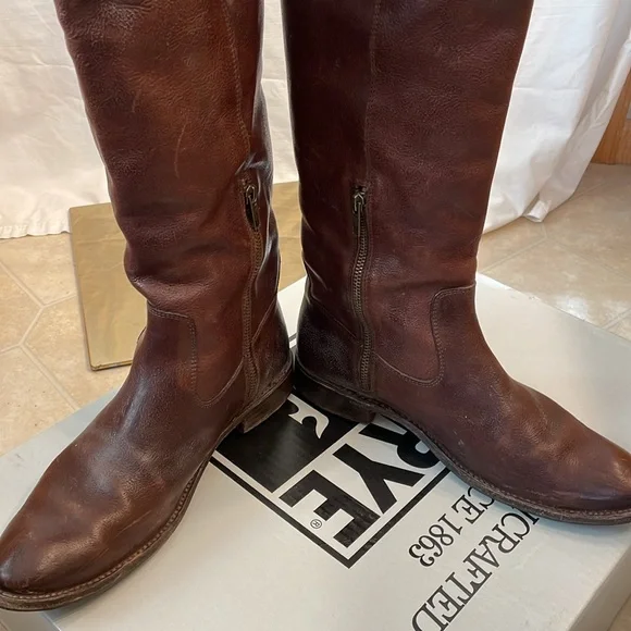 Frye Shirley Strappy Dark Brown - Picture 4 of 11